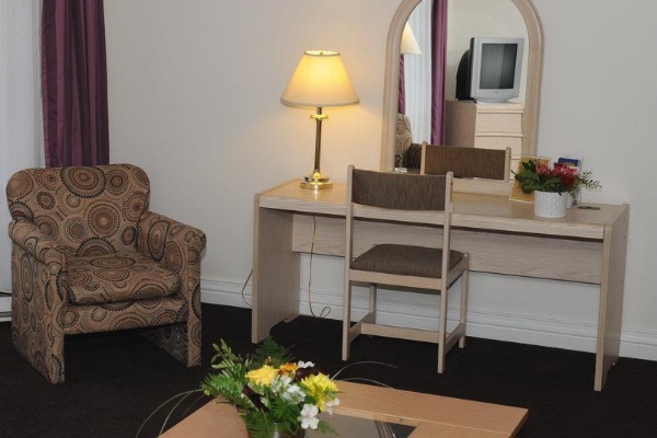 Airport Hotel Mara (Riga)
